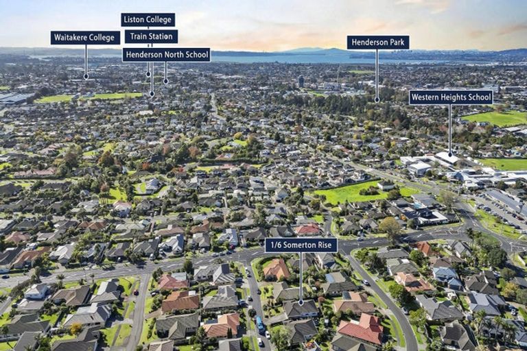 Photo of property in 1/6 Somerton Rise, Henderson, Auckland, 0612