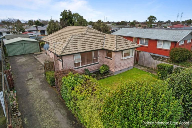 Photo of property in 14 Camelia Place, Islington, Christchurch, 8042