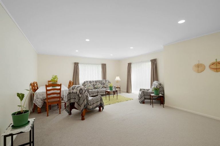 Photo of property in 25 Pomaria Road, Henderson, Auckland, 0610