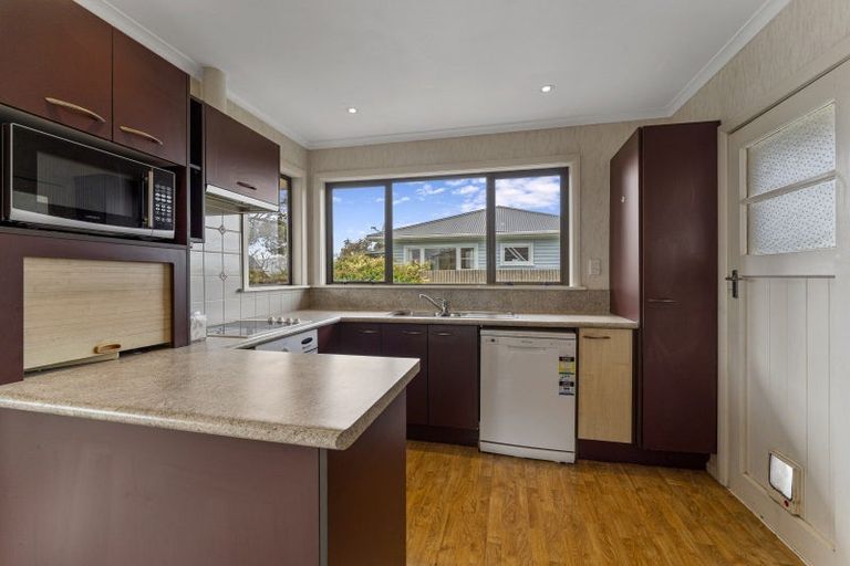 Photo of property in 2a Kiharoa Street, Otaki Beach, Otaki, 5512