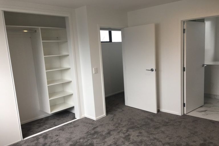 Photo of property in 11/10 Wilsher Crescent, Henderson, Auckland, 0612