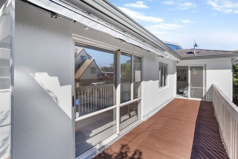 Photo of property in 2/29 Landscape Road, Papatoetoe, Auckland, 2025