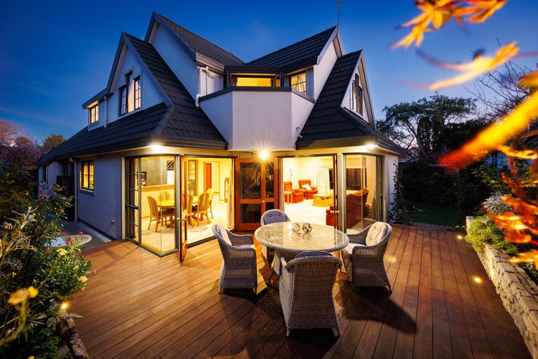 Photo of property in 12a Montgomery Terrace, Hokowhitu, Palmerston North, 4410