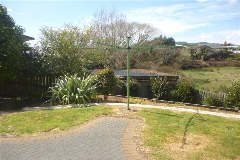 Photo of property in 21 Burton Place, Owhata, Rotorua, 3010