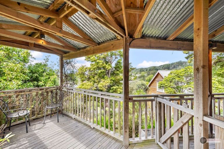 Photo of property in 6 Prouse Grove, Silverstream, Upper Hutt, 5019