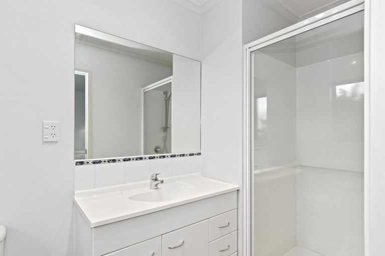 Photo of property in 24 Sarah Place, Papamoa Beach, Papamoa, 3118