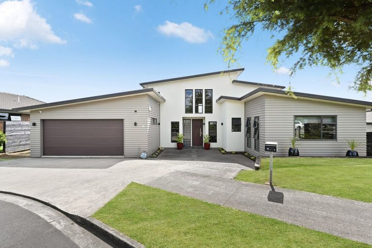 Photo of property in 8 Bishopsworth Way, Huntington, Hamilton, 3210