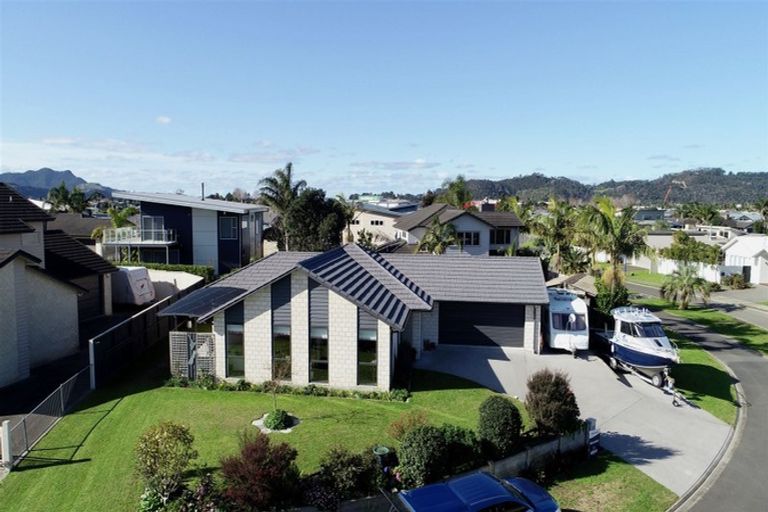Photo of property in 20 Aquila Drive, Whitianga, 3510