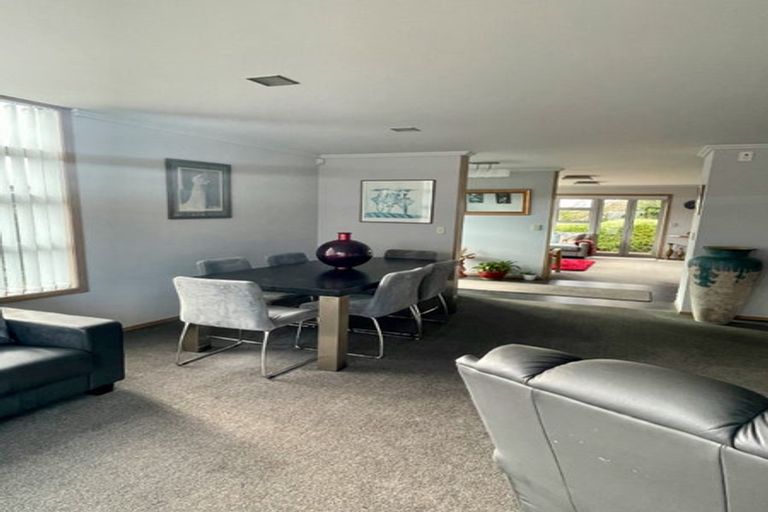 Photo of property in 22 Oriental Street, Welbourn, New Plymouth, 4312