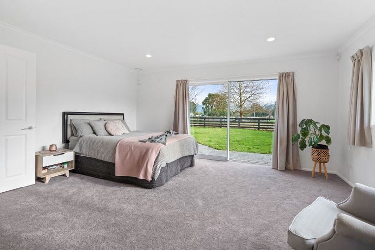 Photo of property in 137 Kent Street, Carterton, 5713