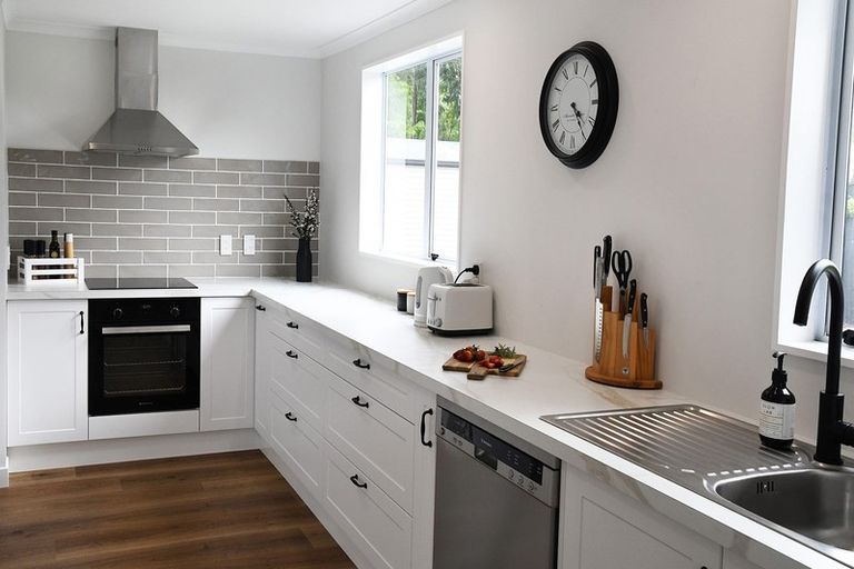 Photo of property in 72a Tutaenui Road, Marton, 4710