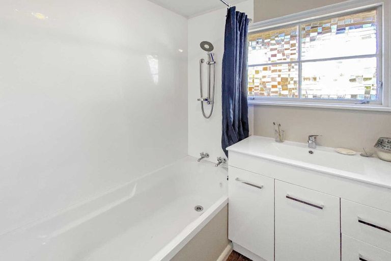 Photo of property in 55 Gladson Avenue, Sockburn, Christchurch, 8042