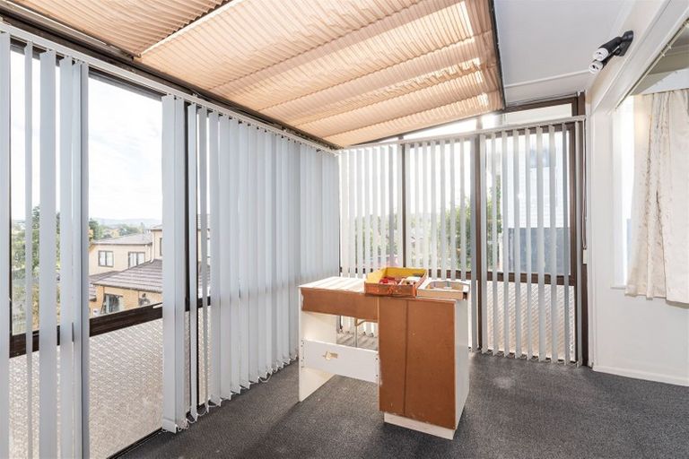 Photo of property in 34 Ellis Avenue, Mount Roskill, Auckland, 1041
