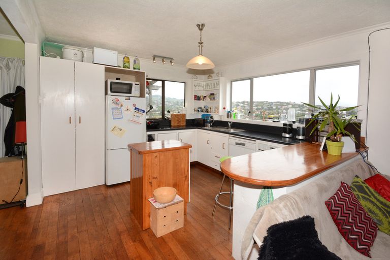 Photo of property in 84 Moana Crescent, Musselburgh, Dunedin, 9013