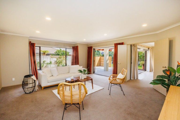 Photo of property in 14 Masefield Terrace, Kelvin Grove, Palmerston North, 4414