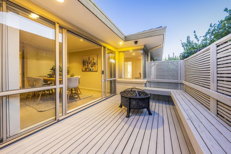 Photo of property in 6 Kilimanjaro Drive, Northpark, Auckland, 2013