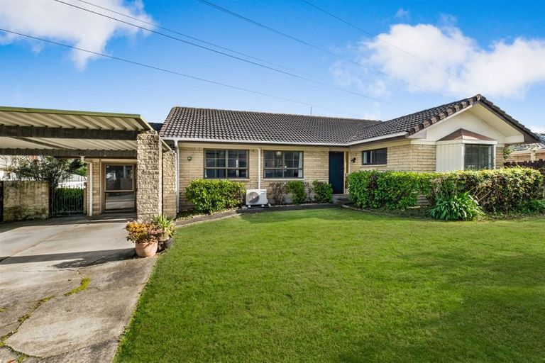 Photo of property in 145 Everglade Drive, Totara Heights, Auckland, 2105