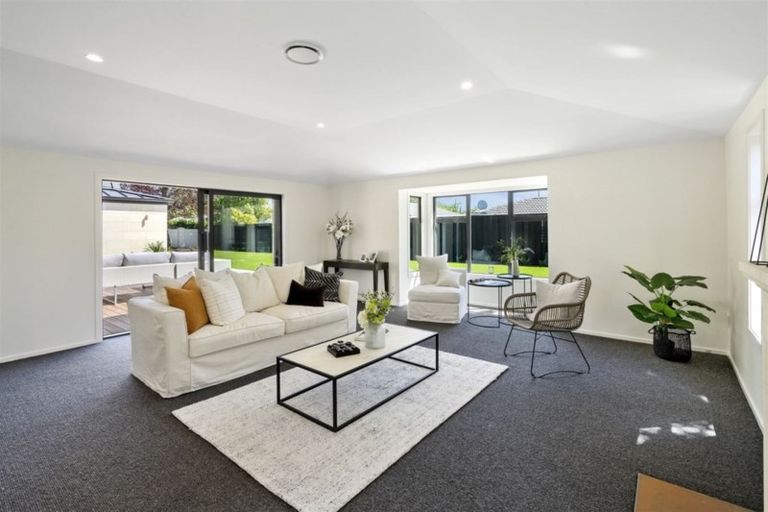 Photo of property in 78c Glandovey Road, Fendalton, Christchurch, 8052