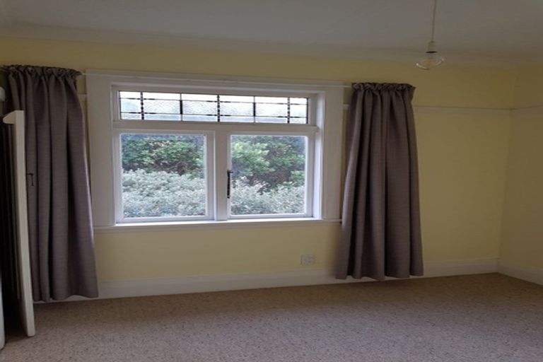 Photo of property in 43 Clyde Street, Island Bay, Wellington, 6023