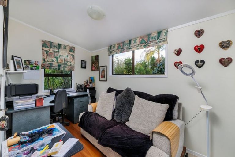 Photo of property in 7 Riverview Road, Kerikeri, 0230