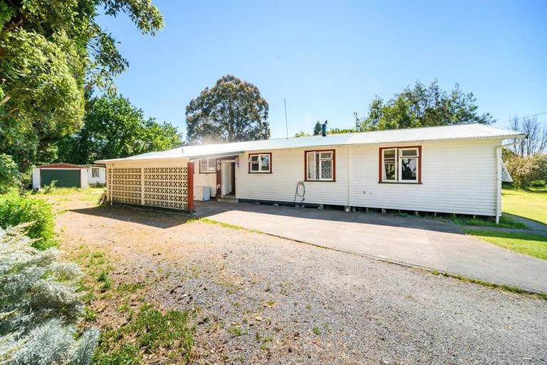 Photo of property in 100 Alexandra Street, Marton, 4710