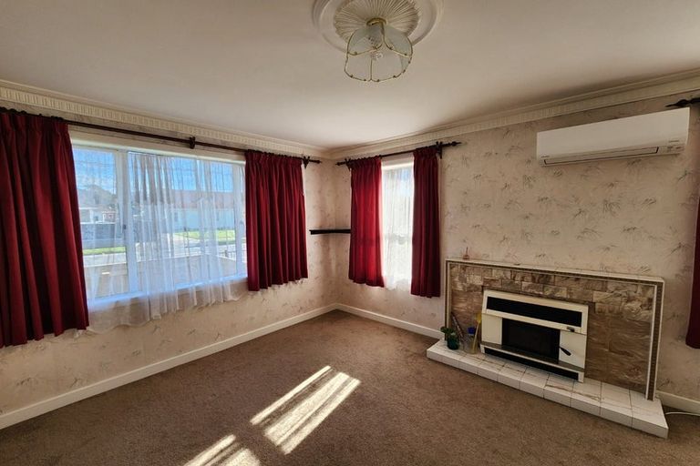 Photo of property in 59 Seddon Street, Naenae, Lower Hutt, 5011