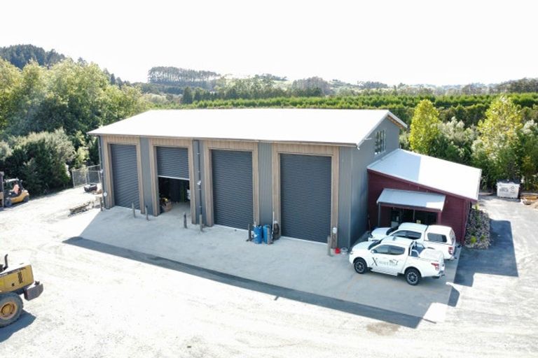 Photo of property in 804 Kahikatea Flat Road, Waitoki, Kaukapakapa, 0871