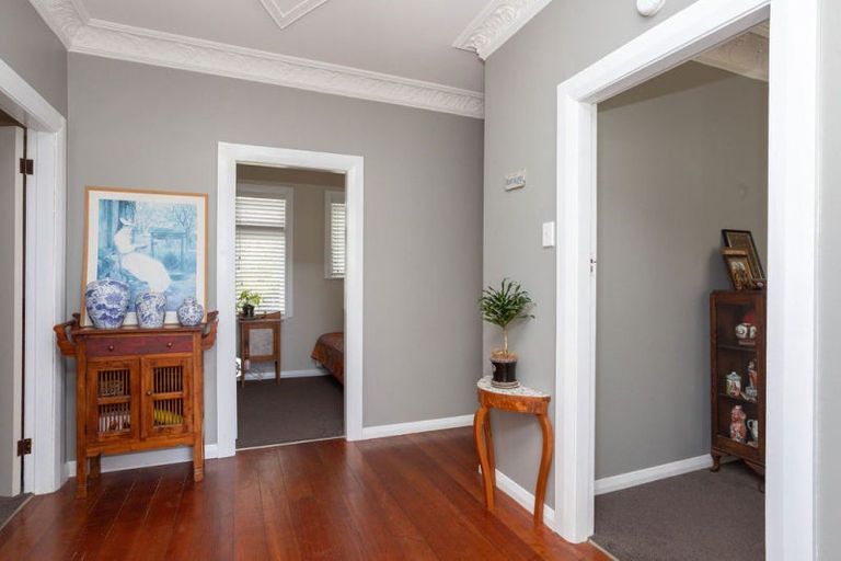 Photo of property in 25 Hospital Street, Dannevirke, 4930