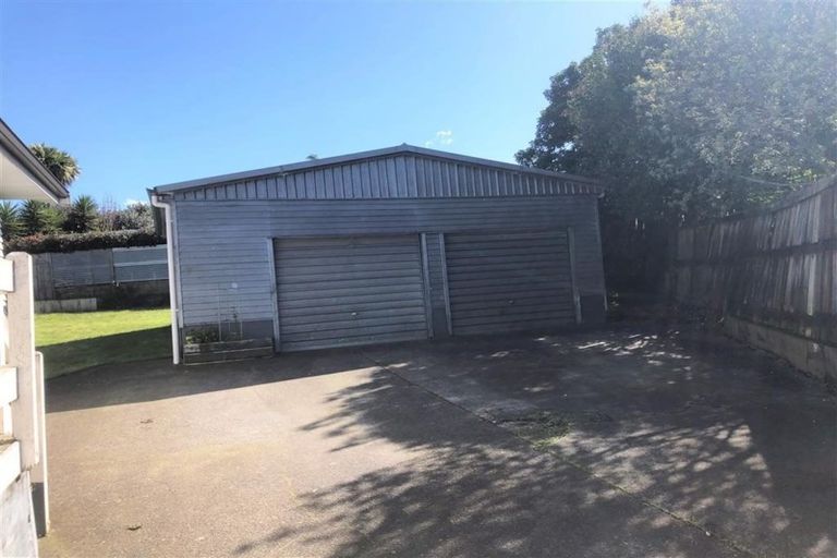 Photo of property in 29 Kayes Road, Pukekohe, 2120