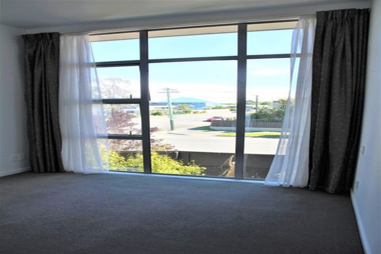 Photo of property in 1/44 Packe Street, Edgeware, Christchurch, 8013