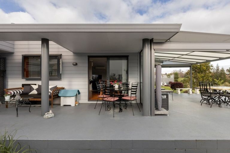 Photo of property in 9 Ashwood Grove, Omokoroa, 3114