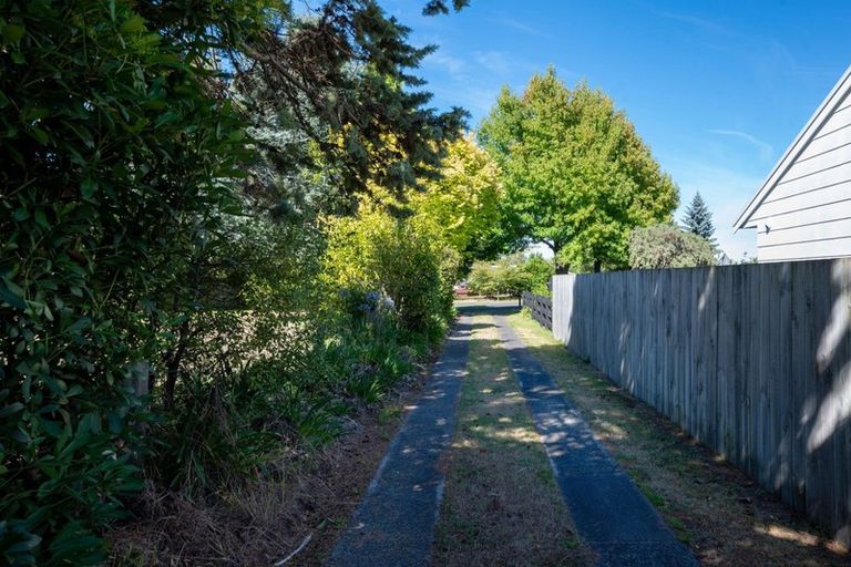 Photo of property in 30 Candu Lane, Kinloch, Taupo, 3377