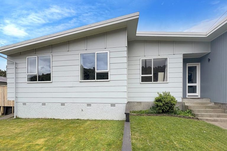 Photo of property in 187a Major Drive, Kelson, Lower Hutt, 5010