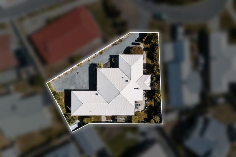 Photo of property in 10 Mayfair Grove, Alexandra, 9320