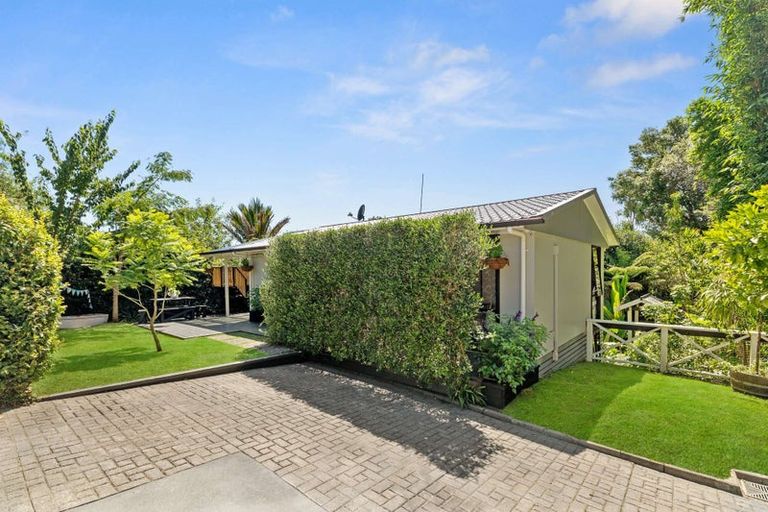 Photo of property in 1/39 Clayburn Road, Glen Eden, Auckland, 0602