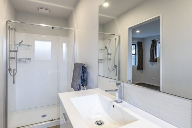 Photo of property in 16 Sandy Avenue, New Brighton, Christchurch, 8083