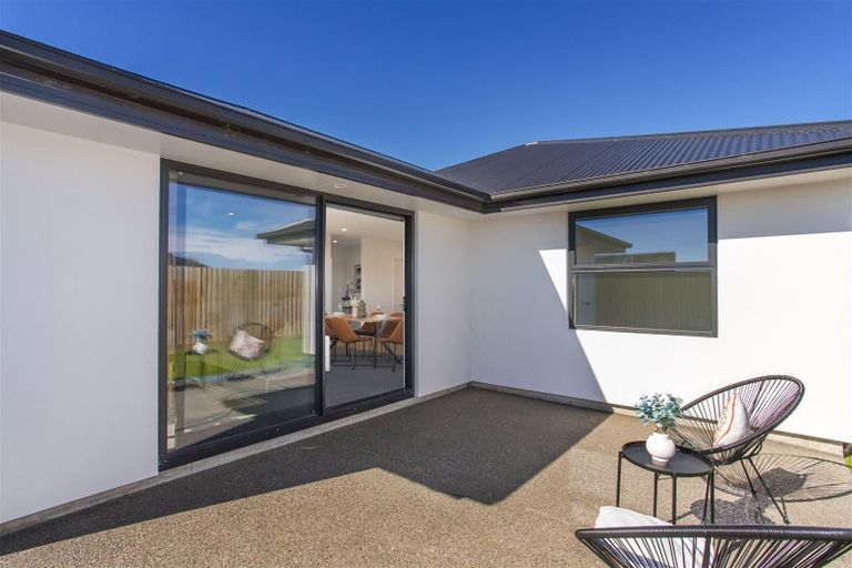 Photo of property in 3 Riroriro Lane, Halswell, Christchurch, 8025
