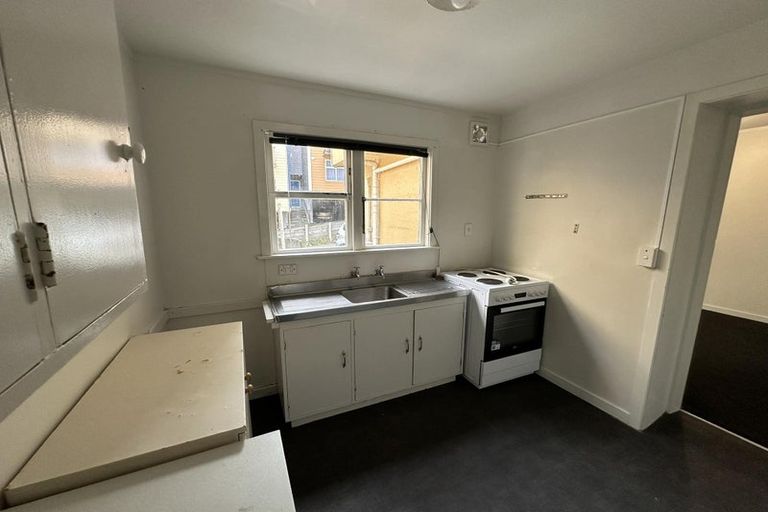 Photo of property in 142 Aro Street, Aro Valley, Wellington, 6021