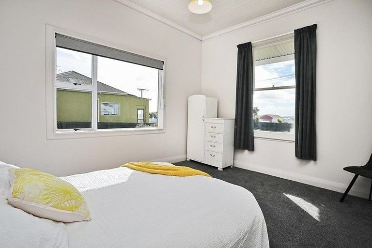 Photo of property in 2 Foyle Street, Bluff, 9814