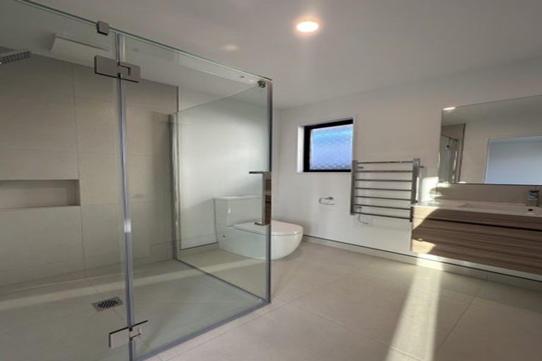 Photo of property in 1 Ferbane Way, Halswell, Christchurch, 8025