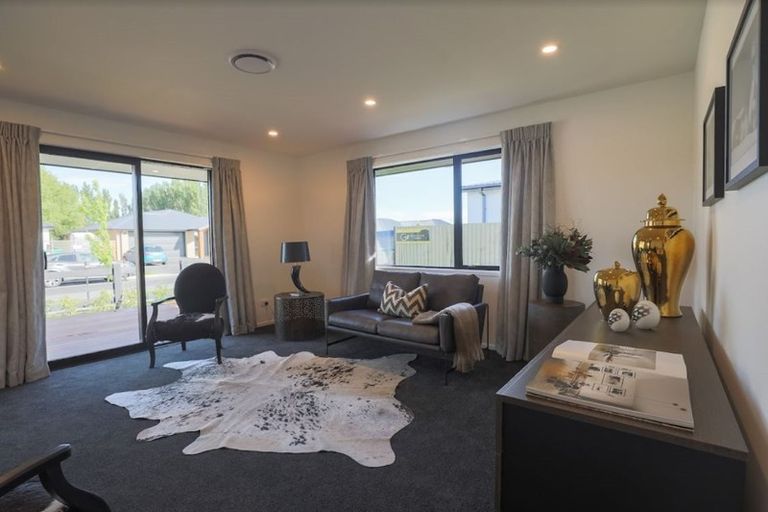 Photo of property in 14 Quaifes Road, Halswell, Christchurch, 8025