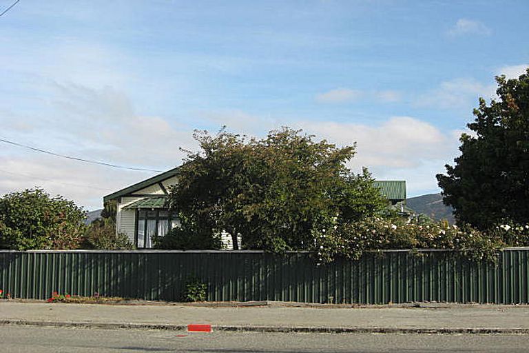 Photo of property in 17 Manse Street, Waimate, 7924