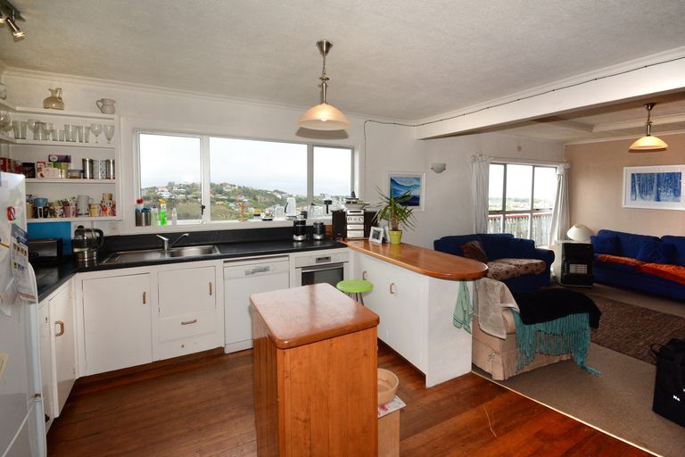 Photo of property in 84 Moana Crescent, Musselburgh, Dunedin, 9013