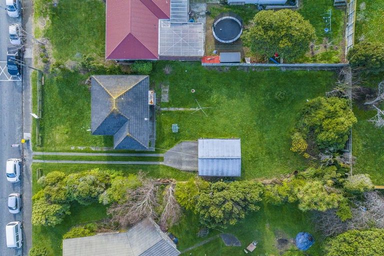 Photo of property in 58 Ngatitoa Street, Takapuwahia, Porirua, 5022