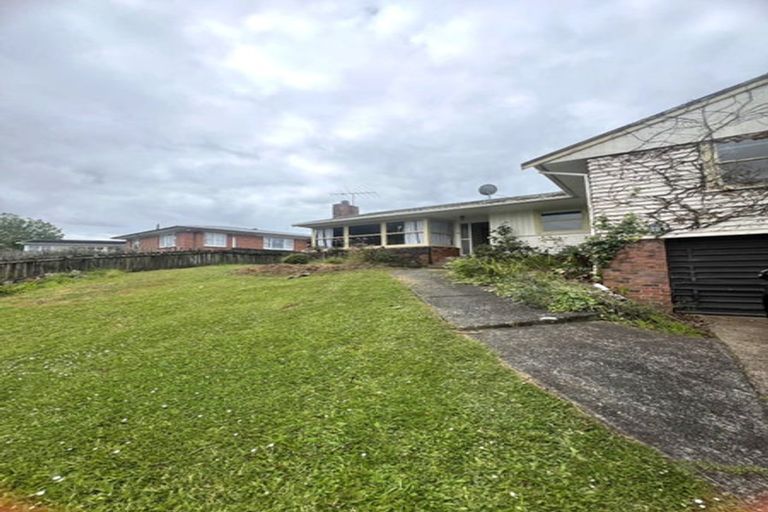 Photo of property in 44 Andrew Road, Howick, Auckland, 2010