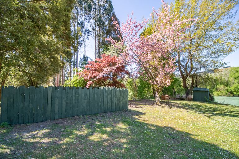 Photo of property in 5689 Ettrick-raes Junction Road, Millers Flat, Roxburgh, 9572