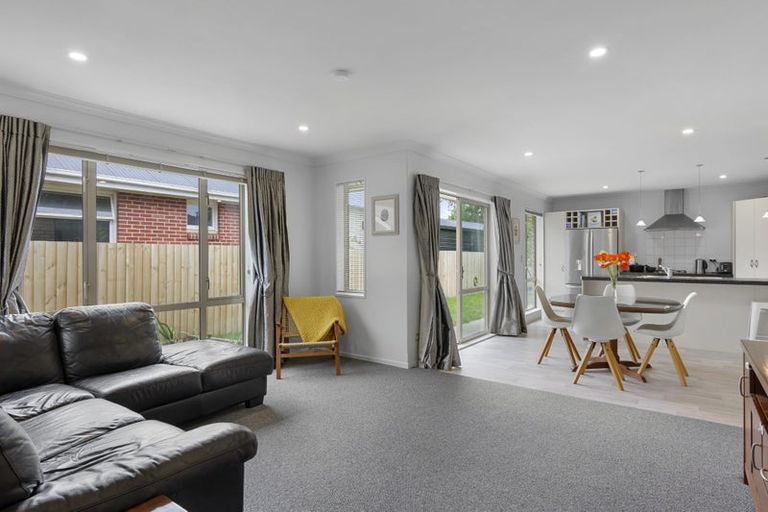 Photo of property in 450 Hills Road, Mairehau, Christchurch, 8052