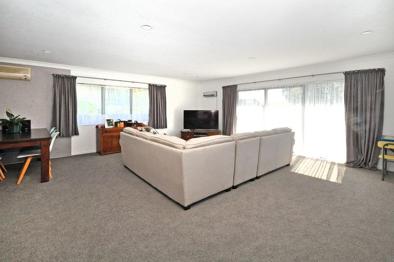 Photo of property in 34 Constable Road, Waiuku, 2123