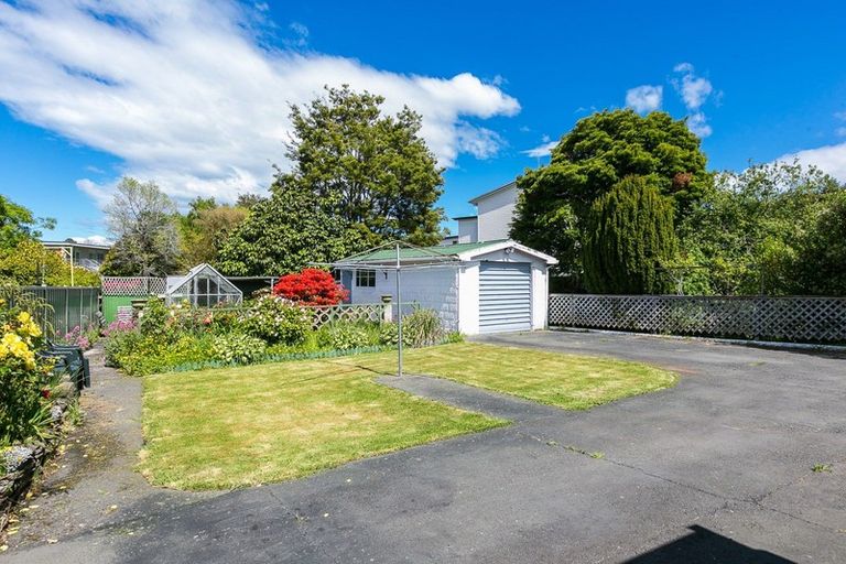 Photo of property in 16 Glendining Avenue, North East Valley, Dunedin, 9010