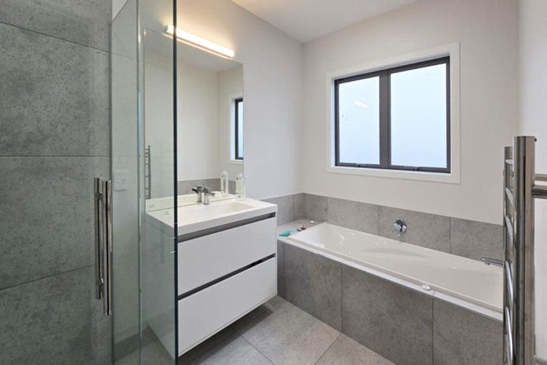 Photo of property in 17 George Yee Place, Taradale, Napier, 4112